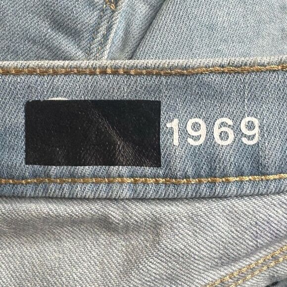 GAP 1969 Blue Jean Shorts size 25 light wash no rips - Picture 4 of 8
